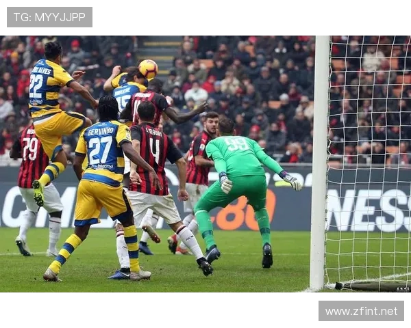 AC米兰表面占优实则隐患显现，近期表现波动对争冠形势产生影响